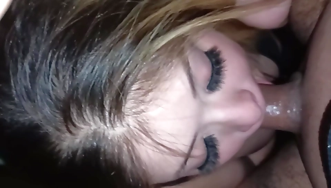 Ebony girl gets her hole deepthroated and then fucked