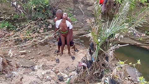 Brunette ebony teen gets fucked outdoors by her husband