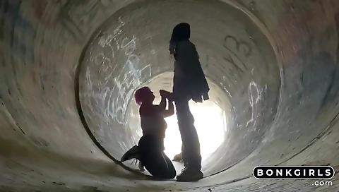 Big cock ebony babe blows a huge cock like a whore