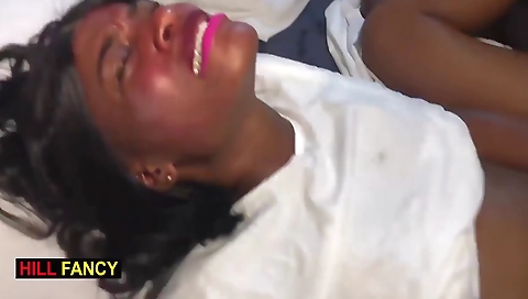 Ebony babe in fetish sex with amateur black client