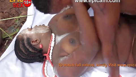 Ebony brunette babe with big butt gets fucked outdoors