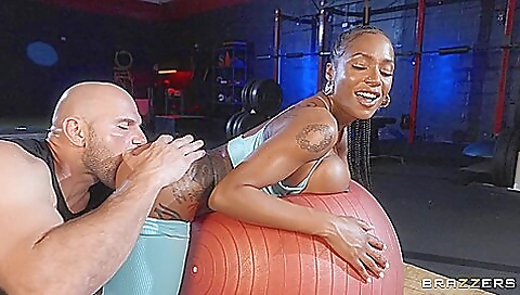 Work Me Out / 21.7.2022 With Jmac And Sarai Minx